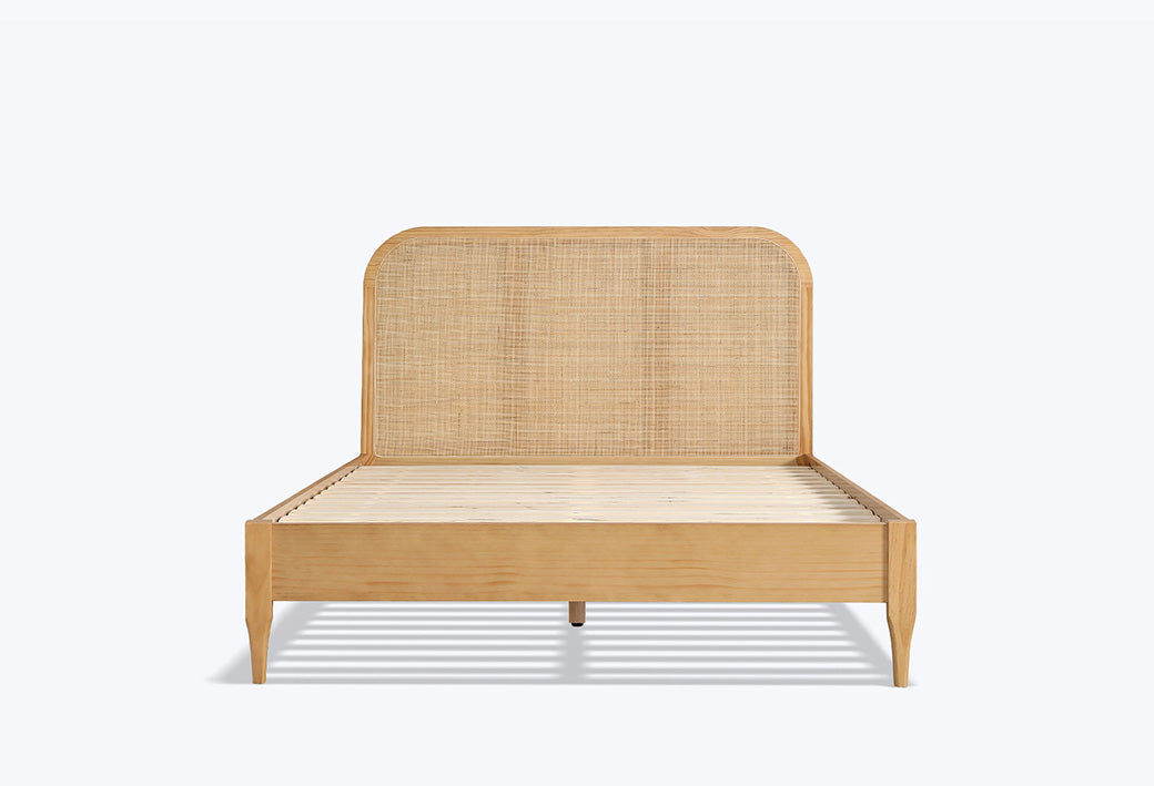 Kopfteil aus geflochtenem Rattan