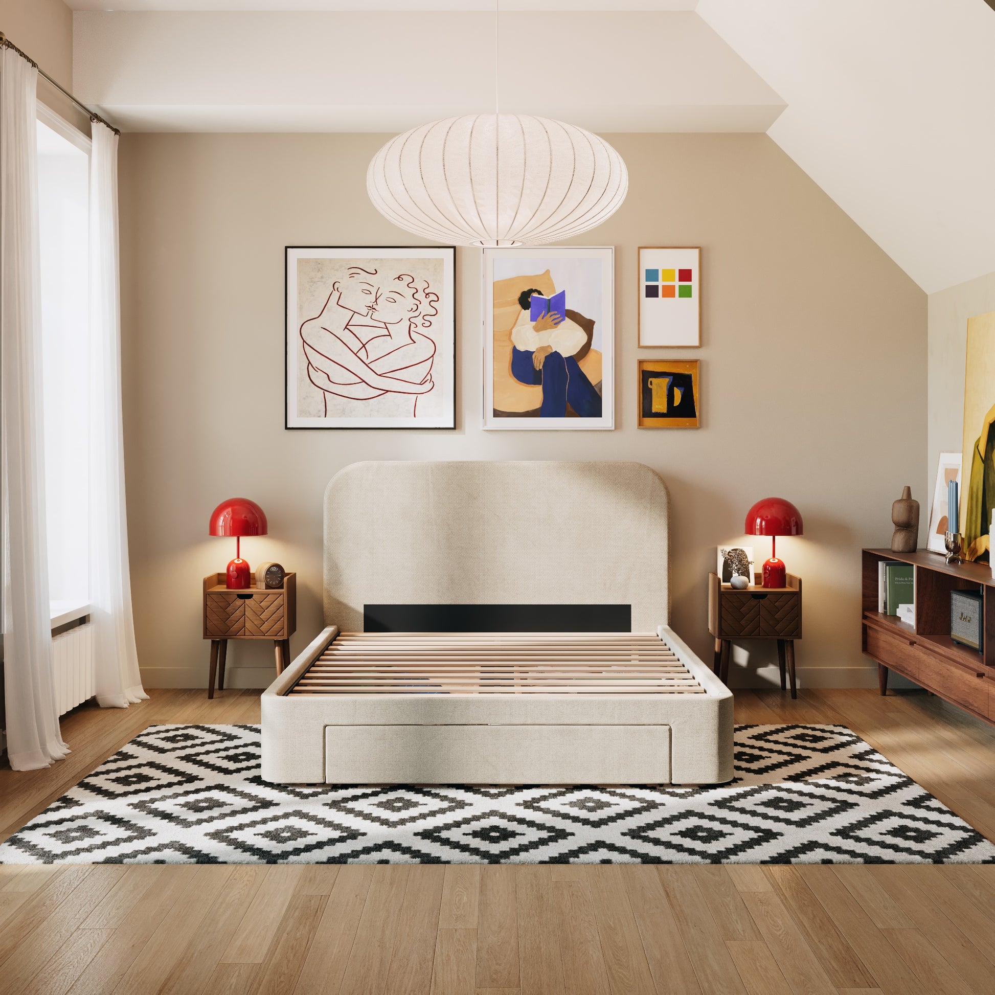 2 Schubladen an den Seiten + 1 große Schublade vorne